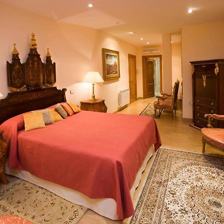 Residencia Real Del Castillo De Curiel Curiel de Duero Стая снимка