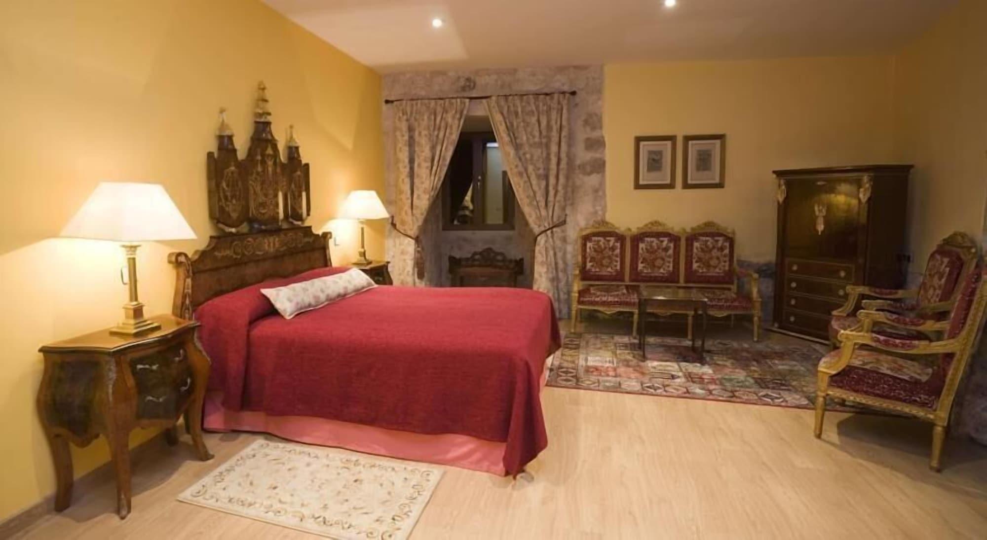 Residencia Real Del Castillo De Curiel Curiel de Duero Екстериор снимка